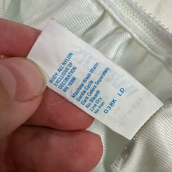 3/$20 Warner's VTG Women's Large 31" Length Nylon White Skirt Slip Lace *READ - Picture 5 of 7